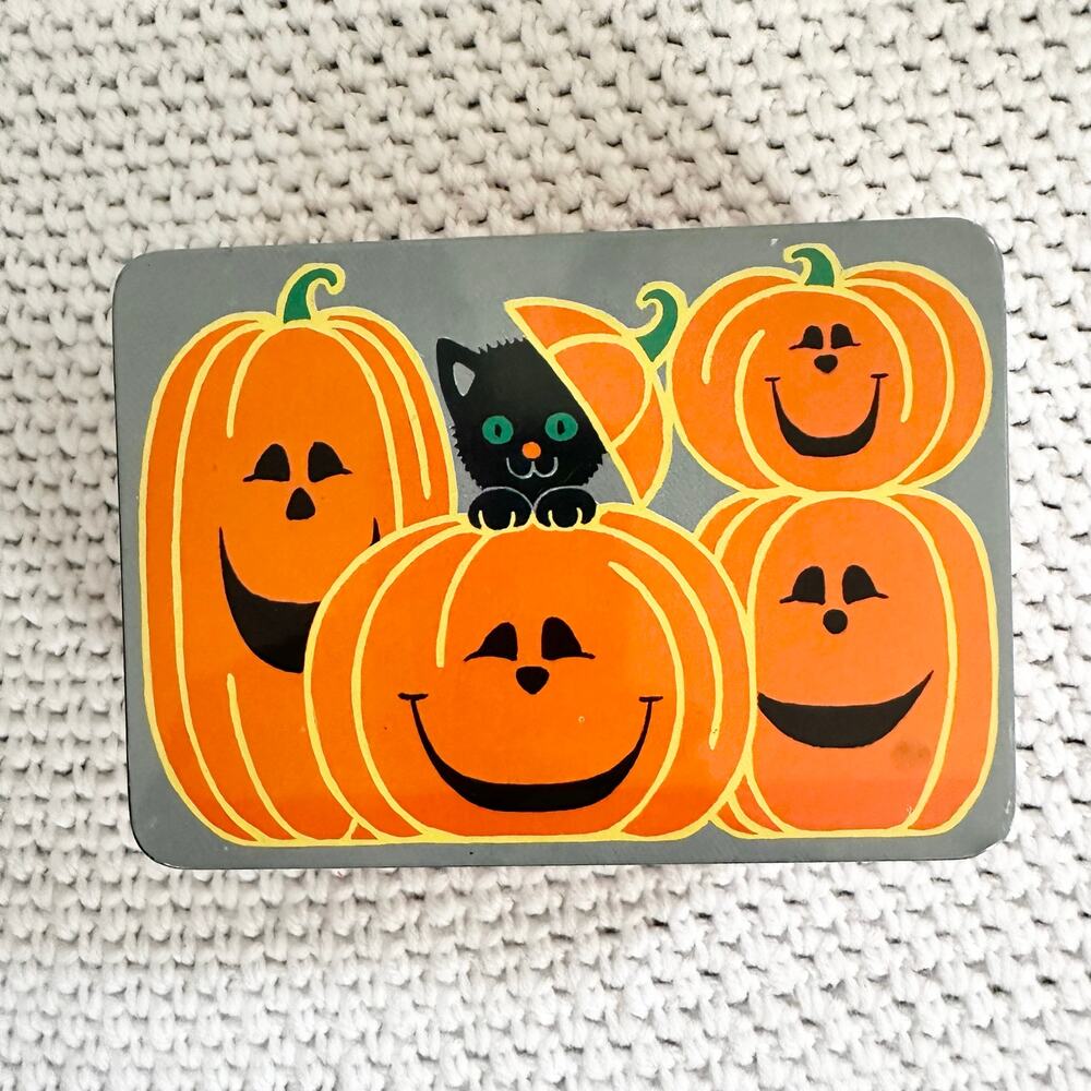 JSNY 80s Vintage Plastic Miniature Halloween 11 Magnets Set in Original Tin - Picture 6 of 8